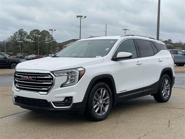 Used 2023 GMC Terrain SLT image 7