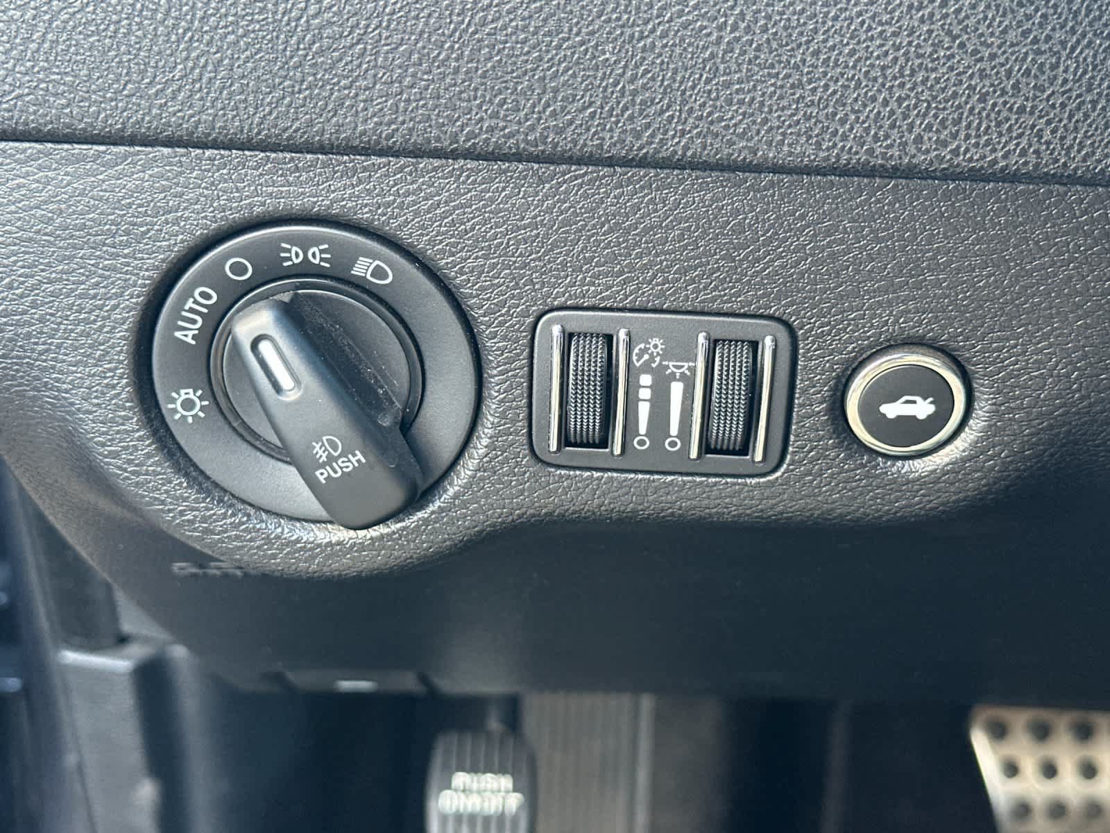 Used 2019 Dodge Charger Scat Pack RWD image 29