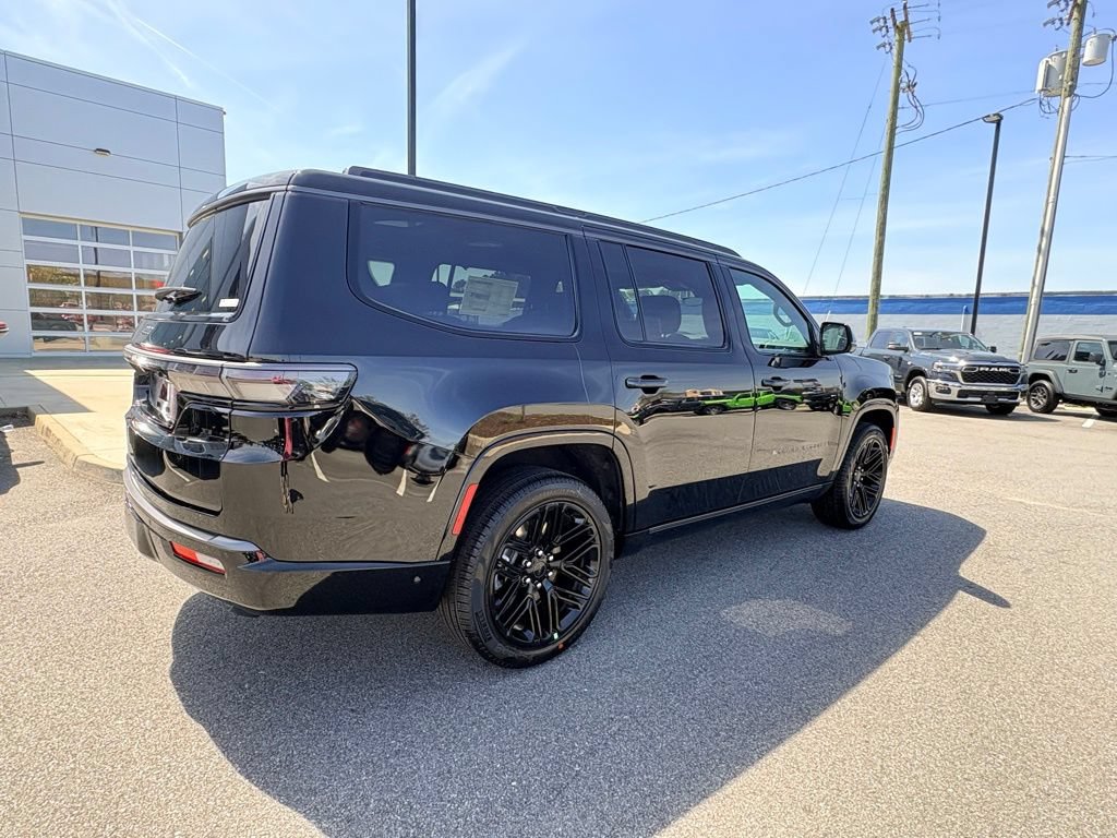 New 2026 Jeep Grand Wagoneer Limited AWD/4WD image 3