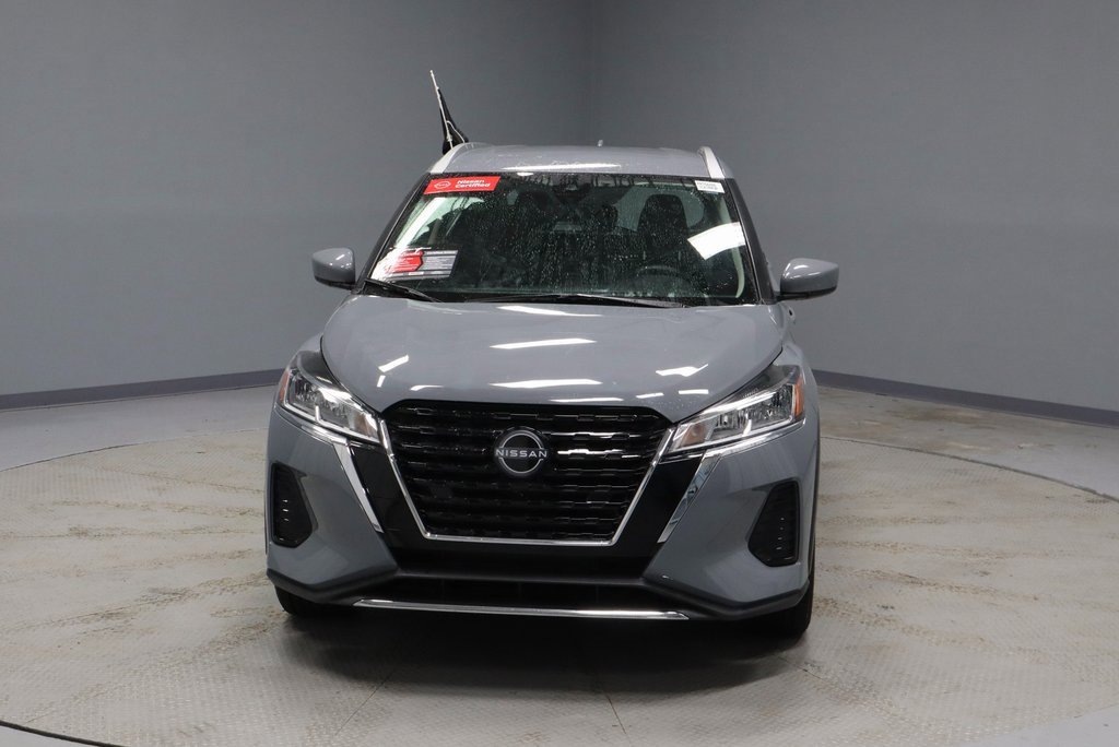 Used 2023 Nissan Kicks SV image 7
