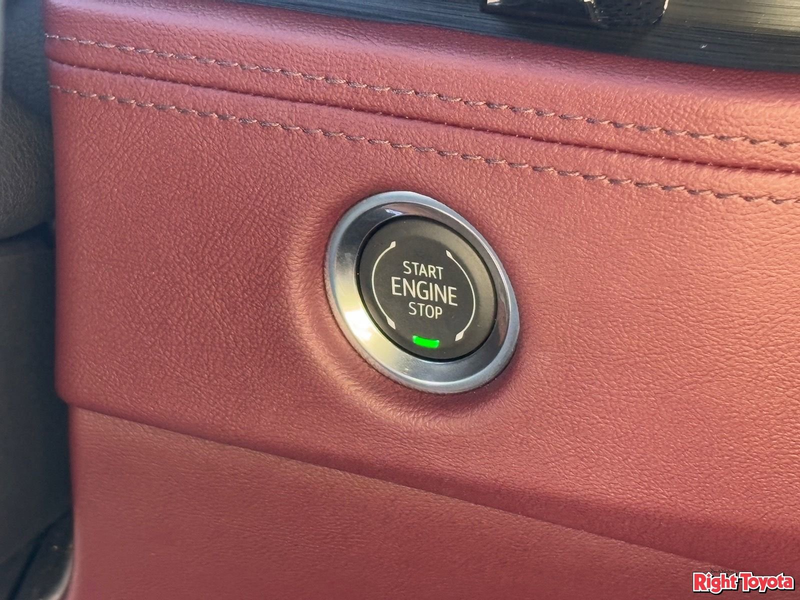 Used 2026 Cadillac Escalade Sport w/ LPO, ONYX Package image 27