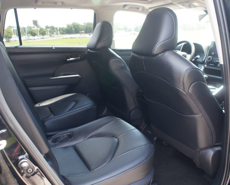 Certified 2026 Toyota Highlander XLE AWD/4WD image 25
