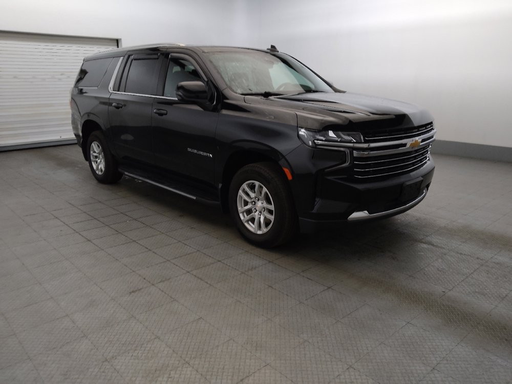 Used 2022 Chevrolet Suburban LT w/ Luxury Package AWD/4WD image 11