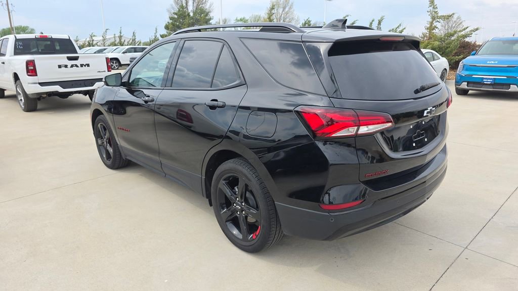 Used 2024 Chevrolet Equinox Premier image 3