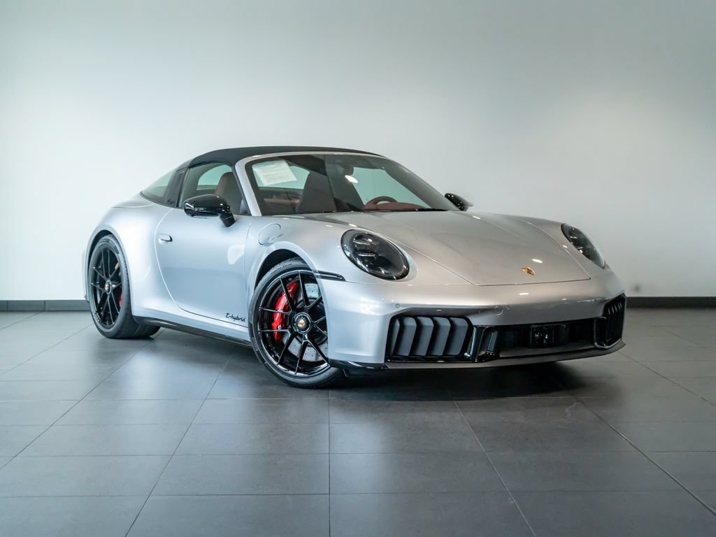 Certified 2026 Porsche 911 Targa 4 GTS AWD/4WD image 9