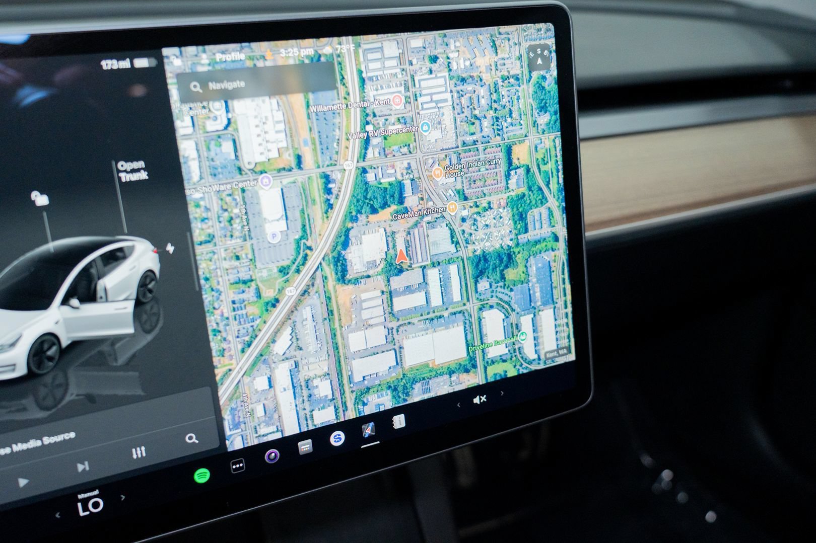 Used 2023 Tesla Model 3 Standard Range RWD image 30