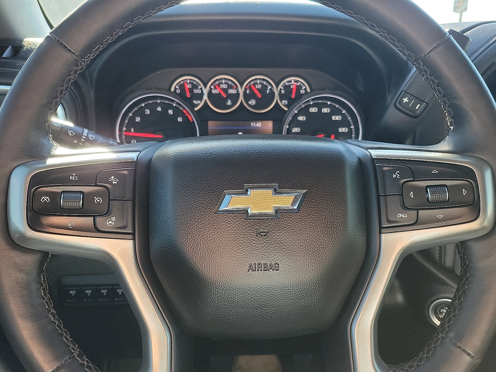 Used 2023 Chevrolet Silverado 2500 LT w/ Convenience Package image 19