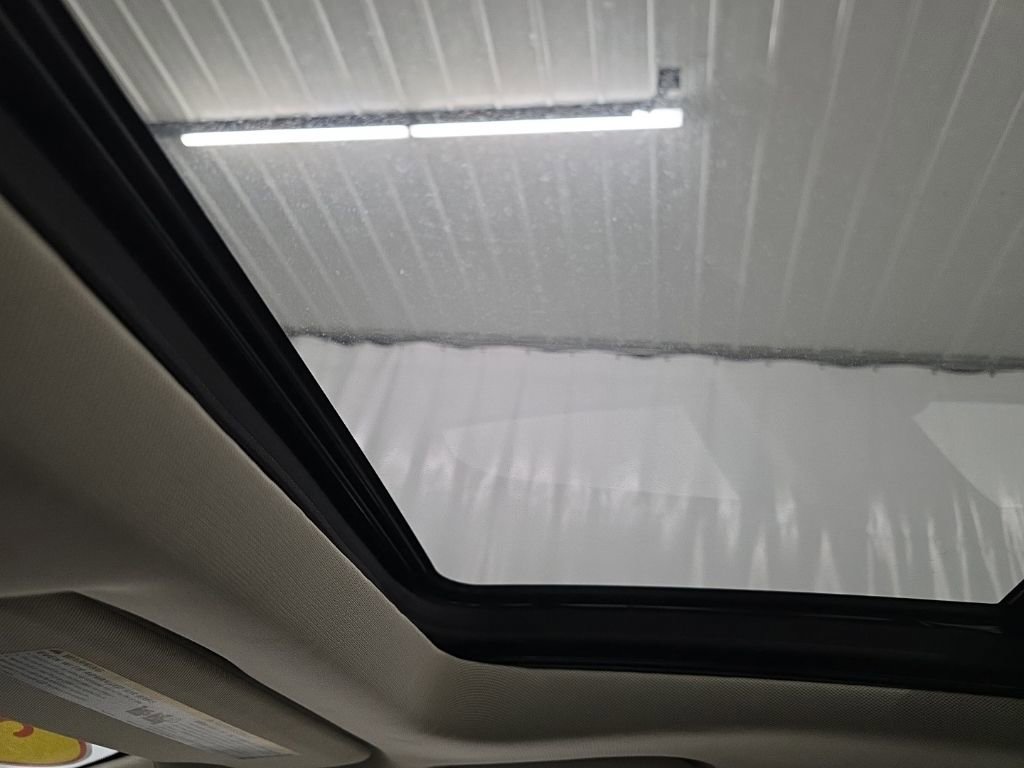 Used 2017 Buick LaCrosse Premium w/ Driver Confidence Package #2 image 21