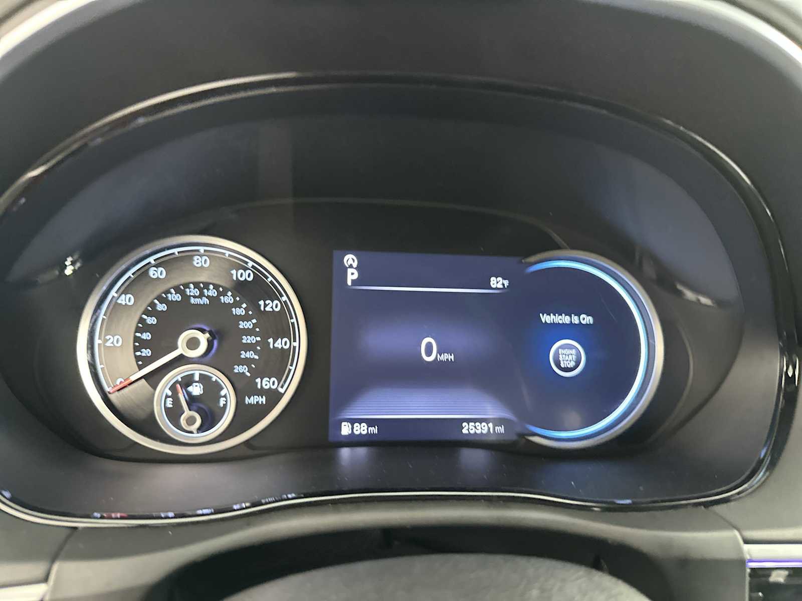 Used 2022 Genesis GV70 2.5T w/ Sport Prestige Package image 18