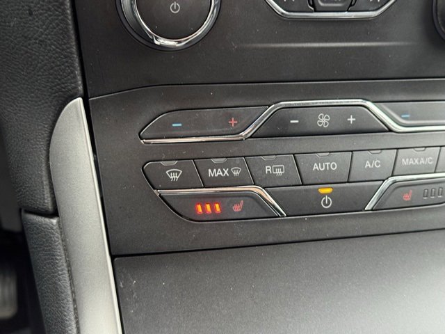 Used 2019 Ford Edge SEL w/ Equipment Group 201A image 13