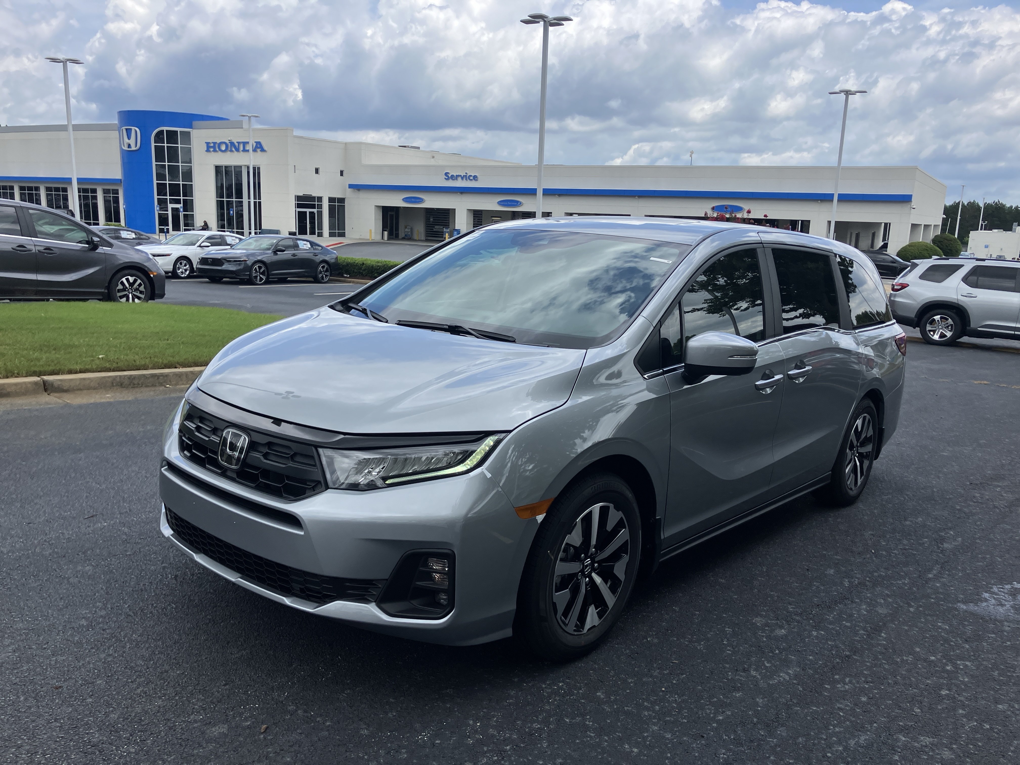 New 2026 Honda Odyssey EX-L image 5