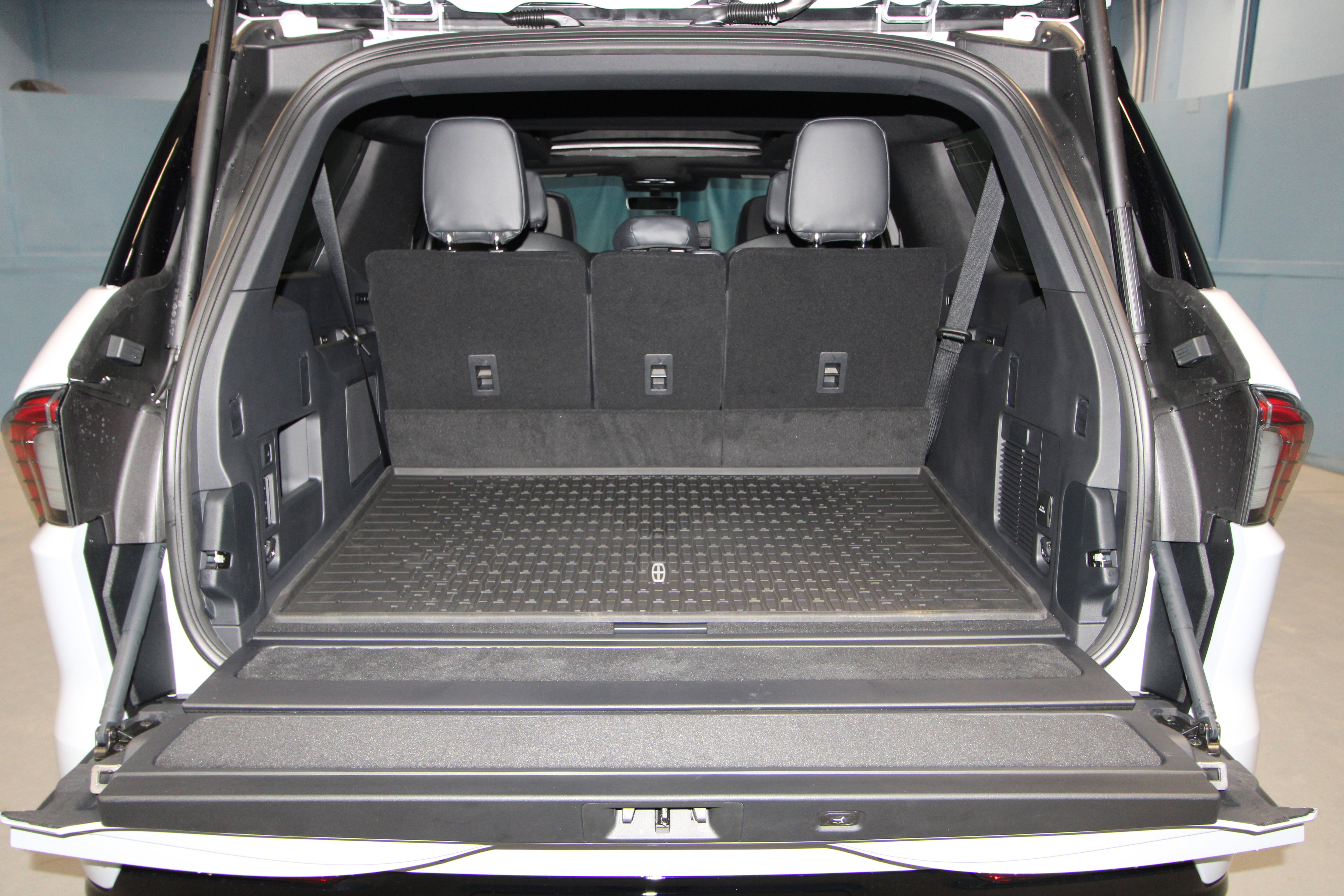 New 2026 Lincoln Navigator L Reserve w/ Jet Appearance Package image 38