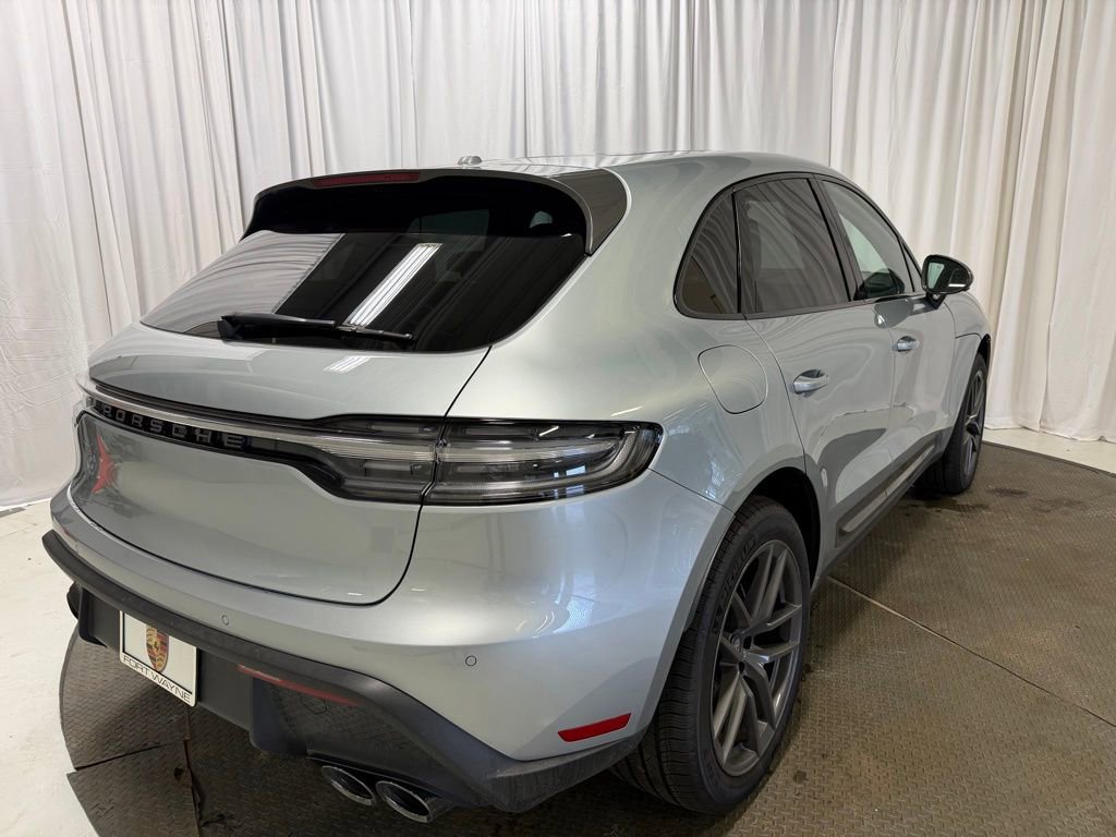Certified 2026 Porsche Macan Turbo AWD/4WD image 31