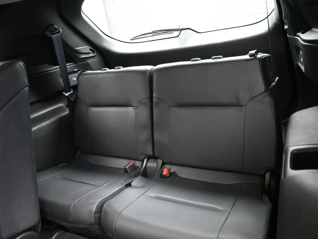 Used 2024 Mitsubishi Outlander SE image 32