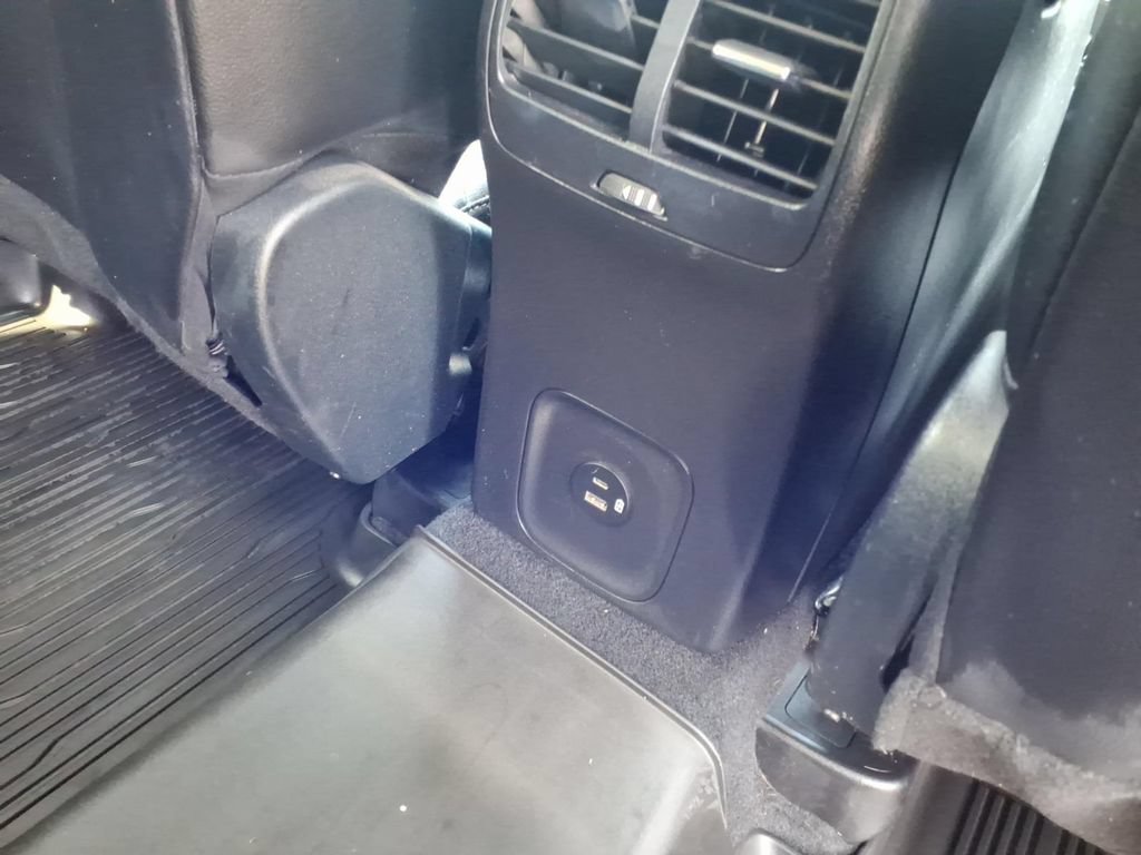 Used 2020 Ford Escape SEL AWD/4WD image 33