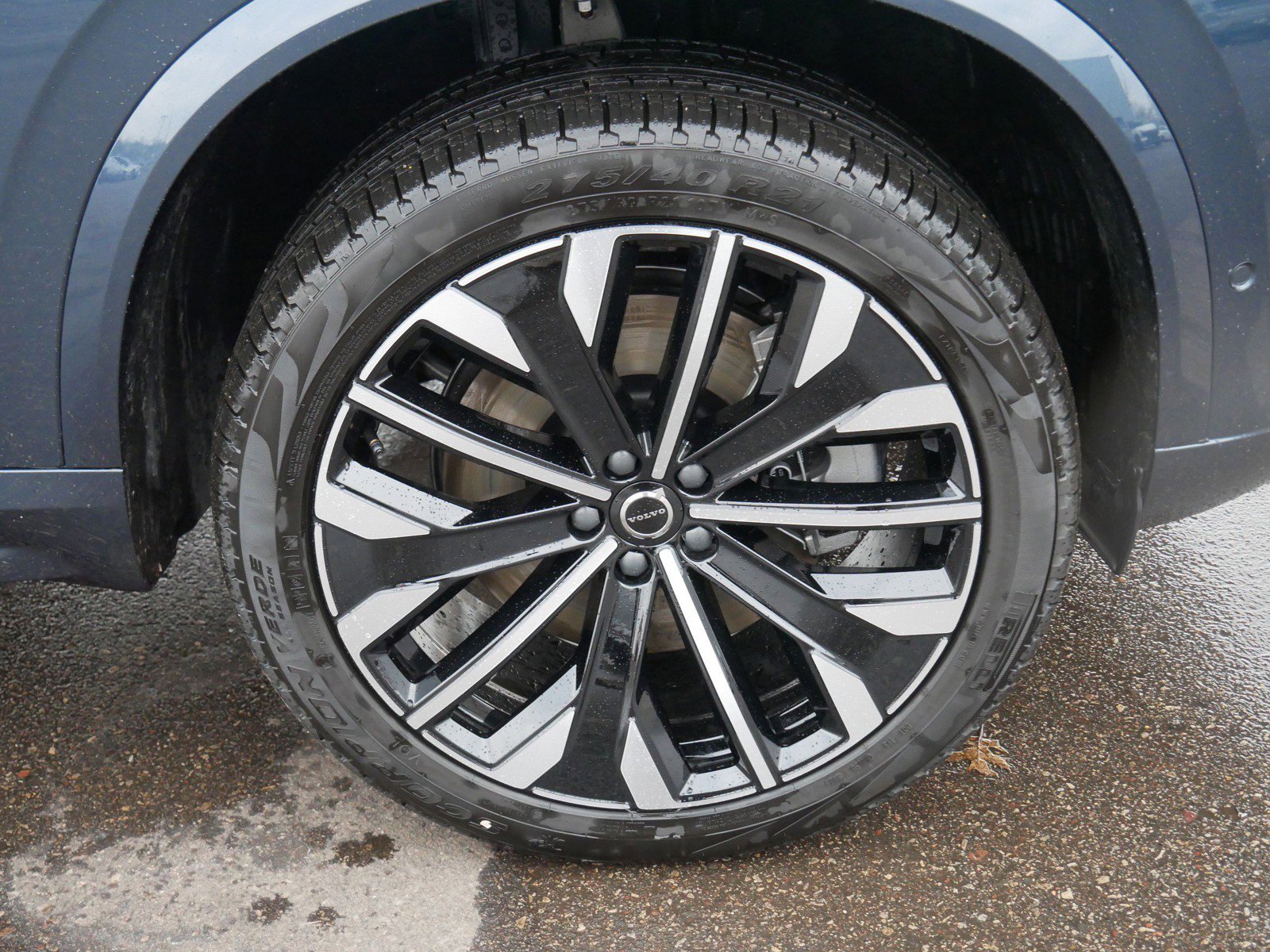 New 2026 Volvo XC90 T8 Ultra w/ Protection Package Premier image 4