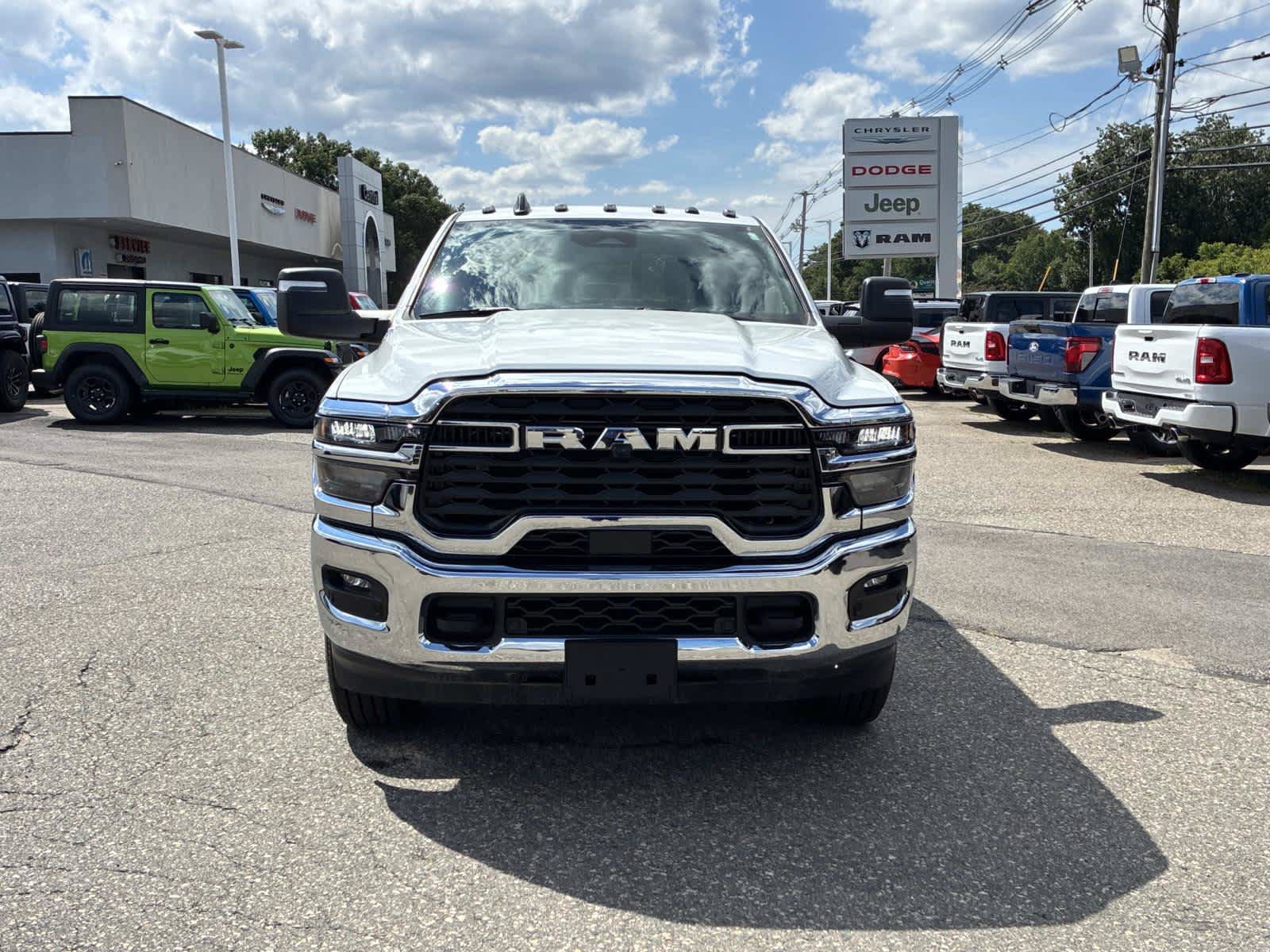 Used 2025 RAM 2500 Tradesman AWD/4WD image 2