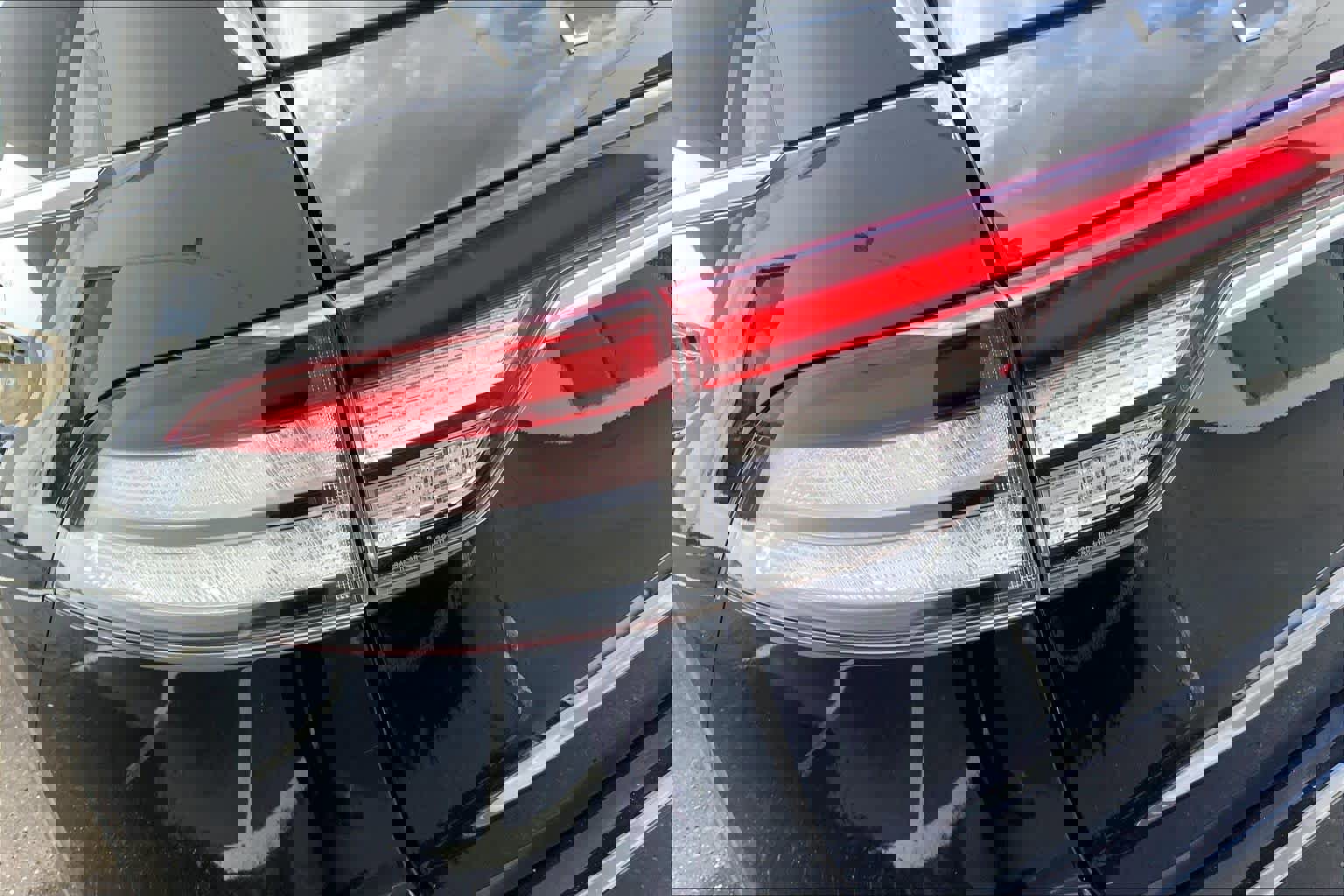 Used 2020 Lincoln Aviator Reserve w/ Equipment Group 202A image 29