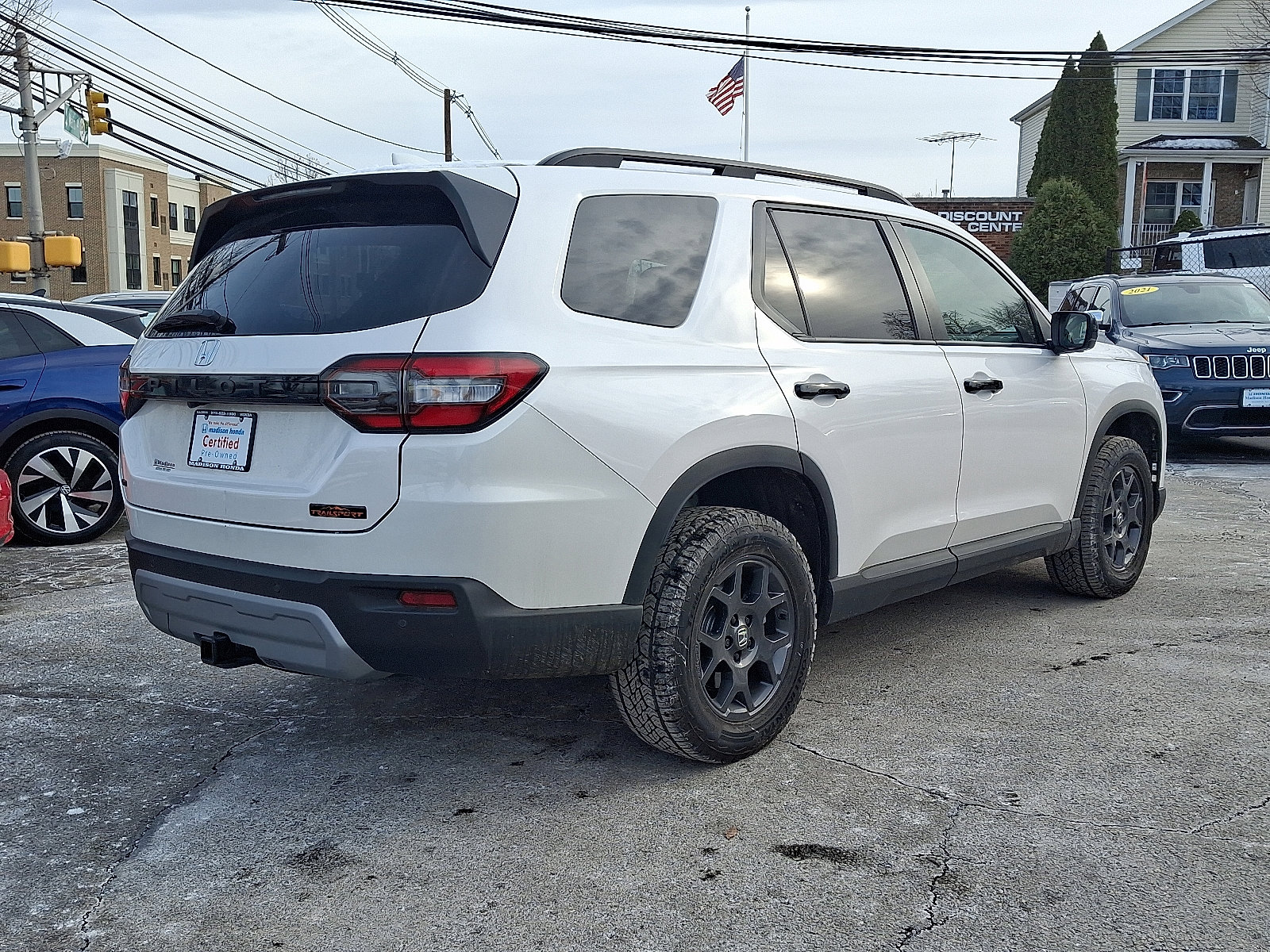Certified 2025 Honda Pilot TrailSport image 6