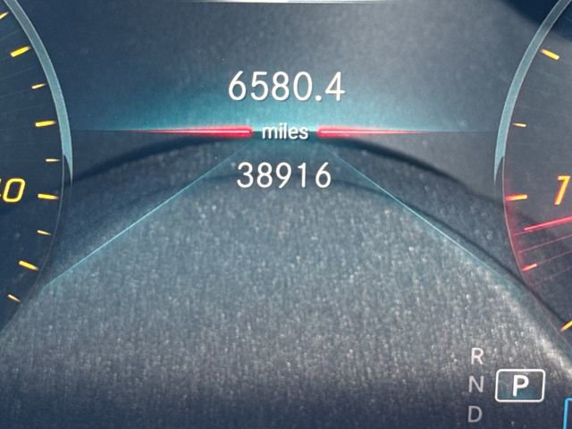 Used 2021 Mercedes-Benz GLA 250 4MATIC image 23