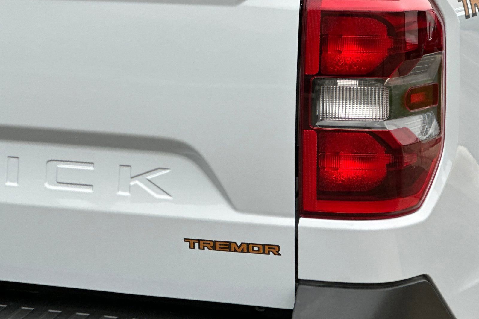 Used 2025 Ford Maverick Tremor image 28