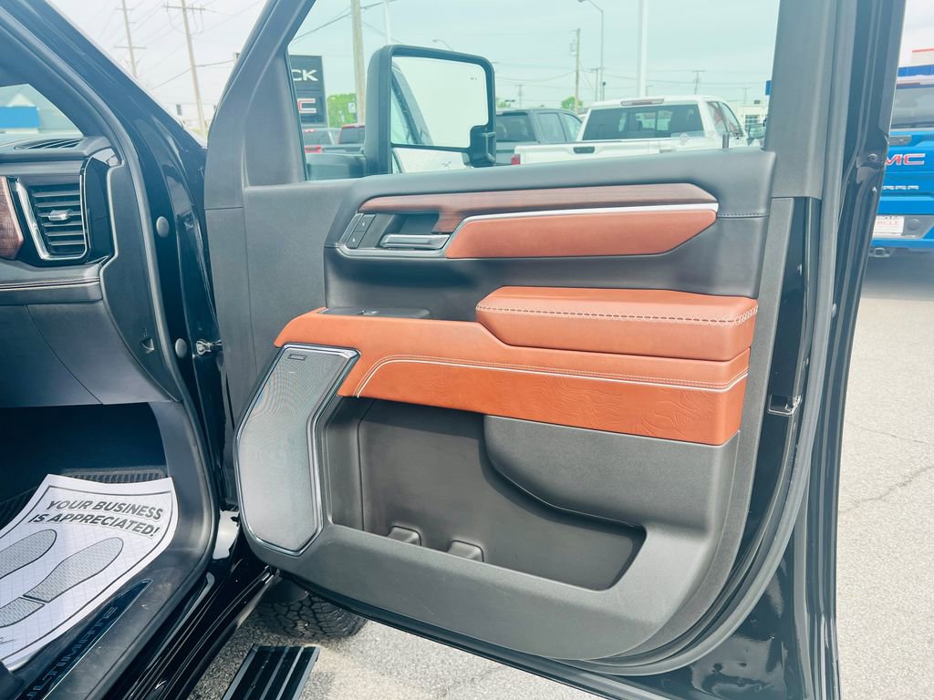 Used 2024 GMC Sierra 2500 Denali Ultimate w/ Max Trailering Package AWD/4WD image 46