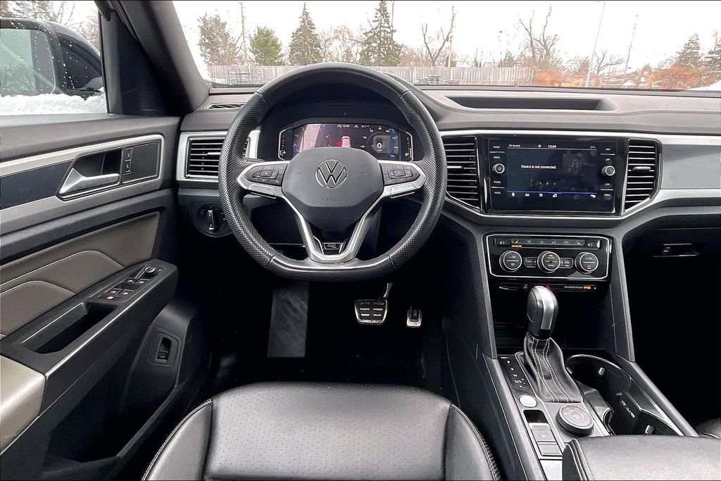 Used 2023 Volkswagen Atlas Cross Sport SEL R-Line image 5