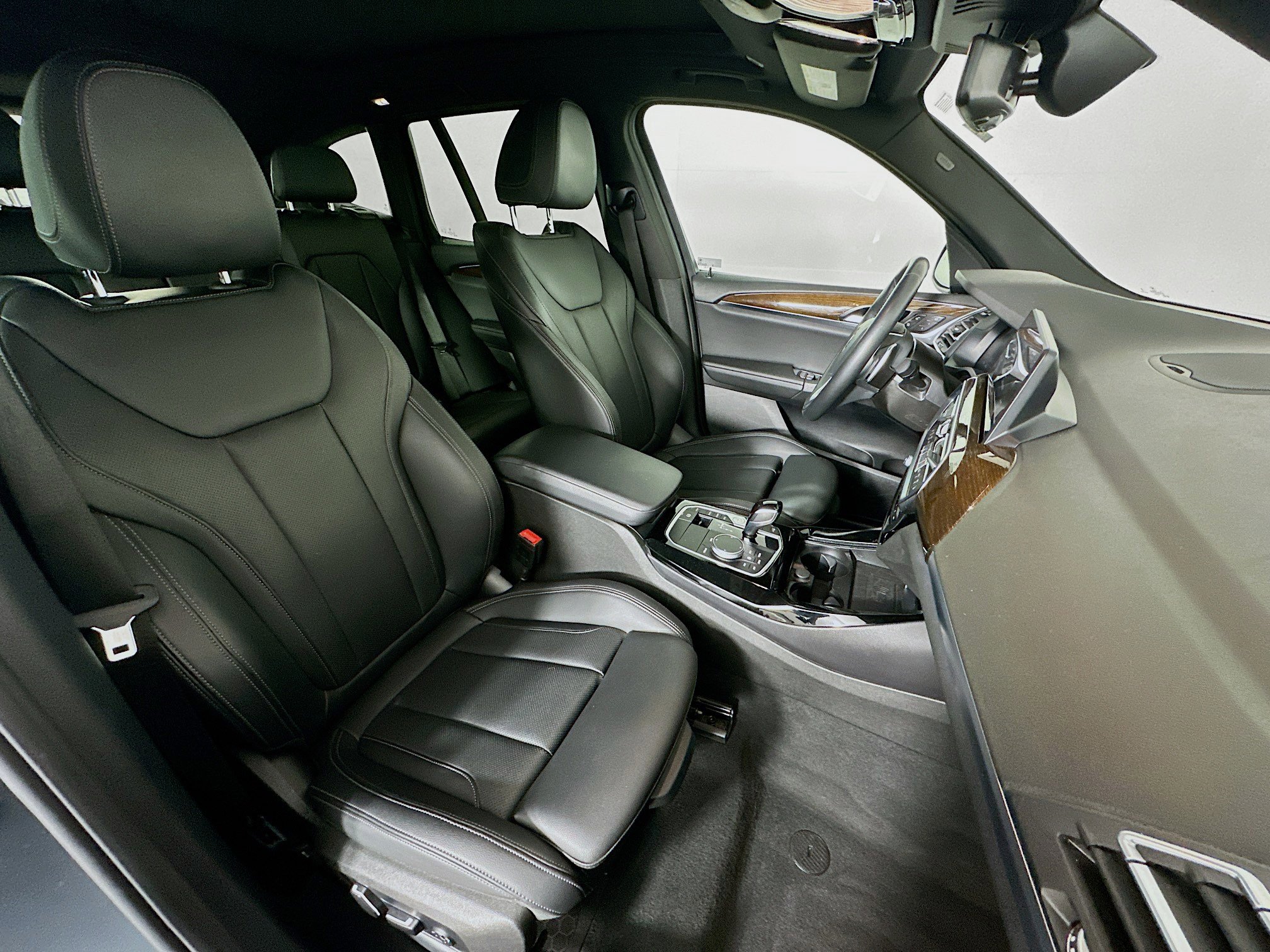 Used 2024 BMW X3 sDrive30i w/ Convenience Package image 34