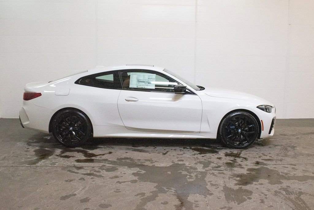 New 2026 BMW 440i xDrive Coupe w/ Premium Package AWD/4WD image 3