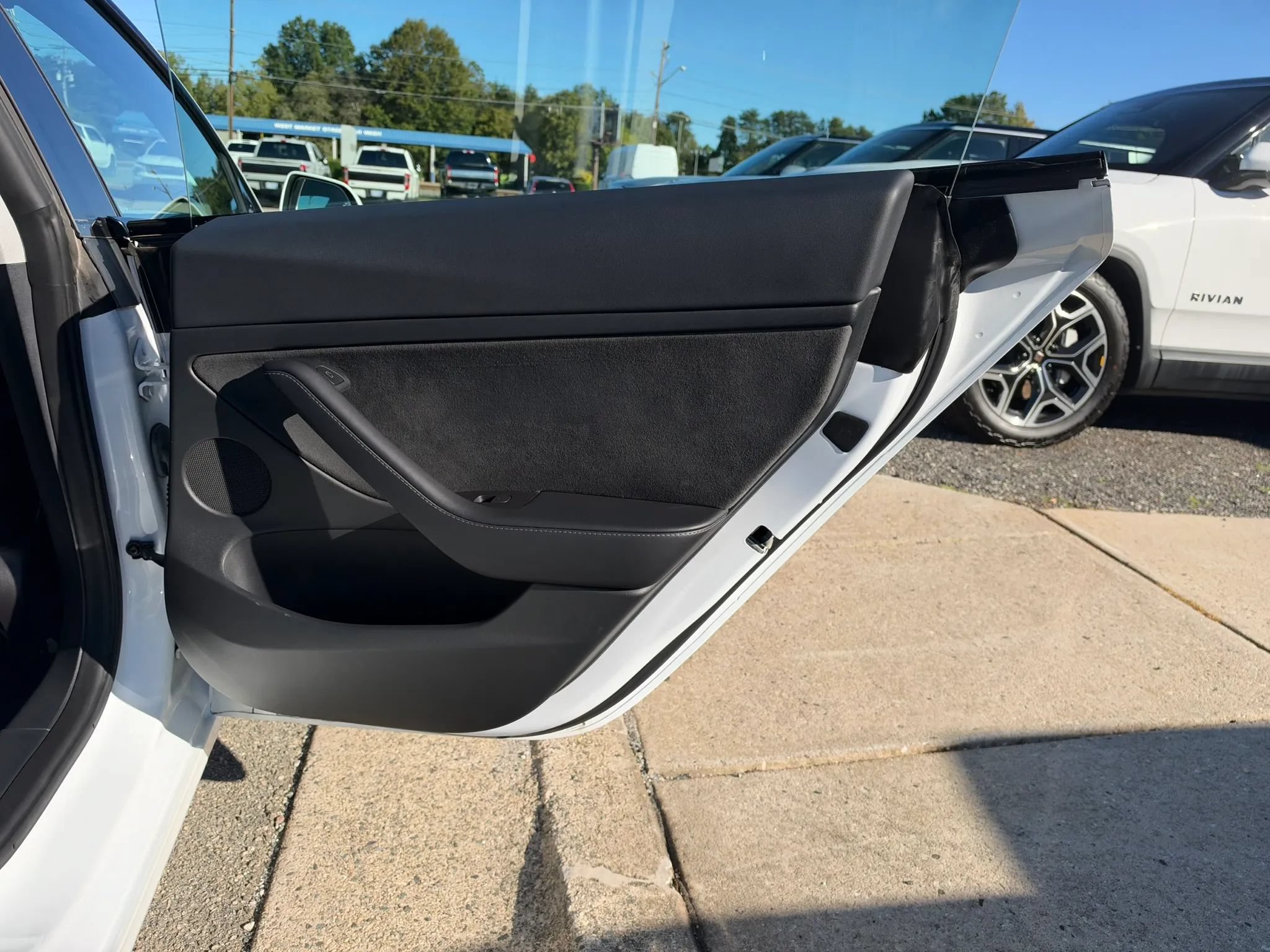 Used 2023 Tesla Model 3 Long Range AWD/4WD image 13