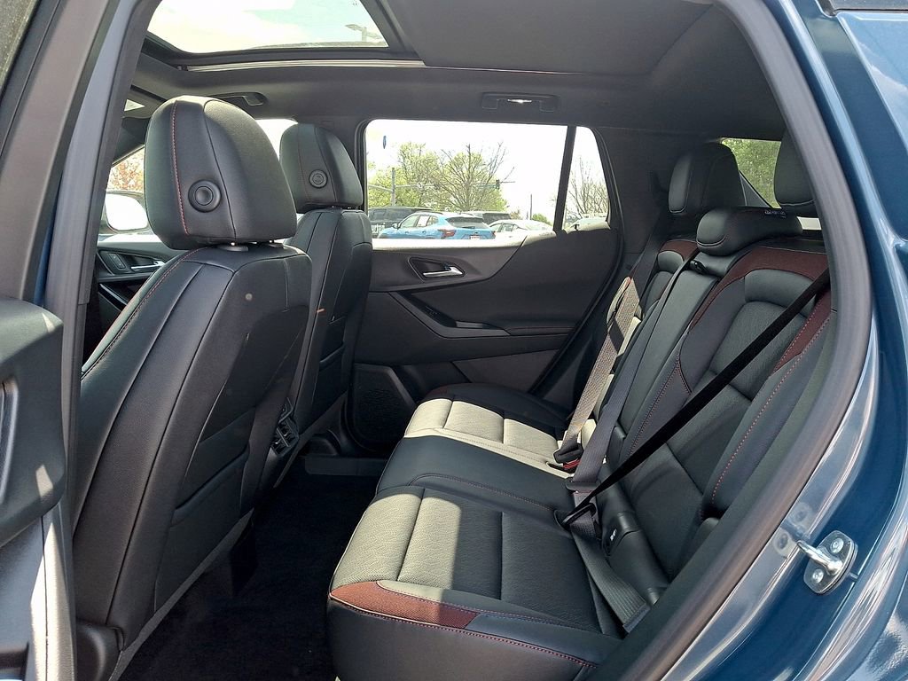 New 2026 Chevrolet Equinox RS w/ Convenience Package III AWD/4WD image 6