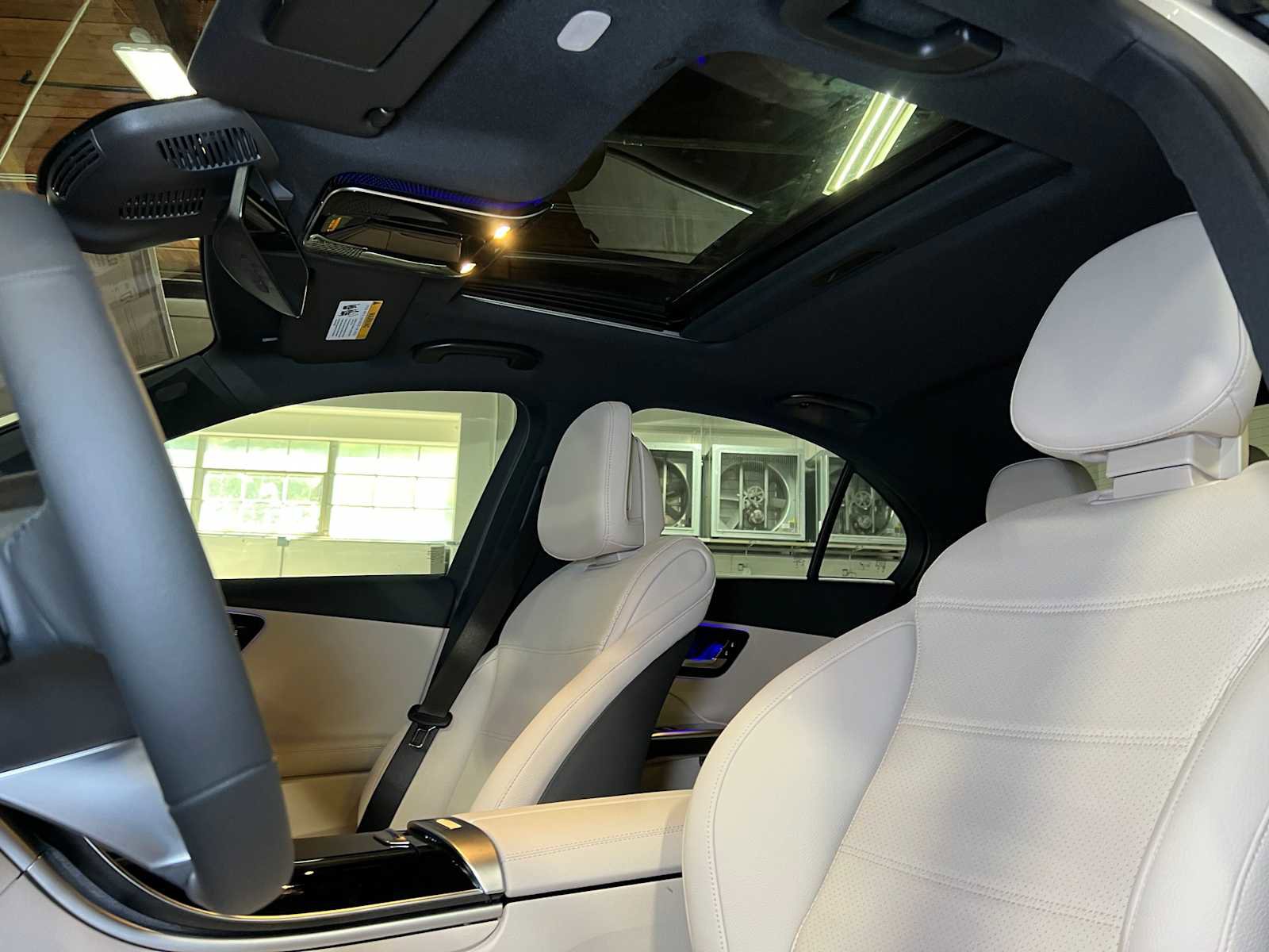 Used 2025 Mercedes-Benz C 300 4MATIC Sedan image 21