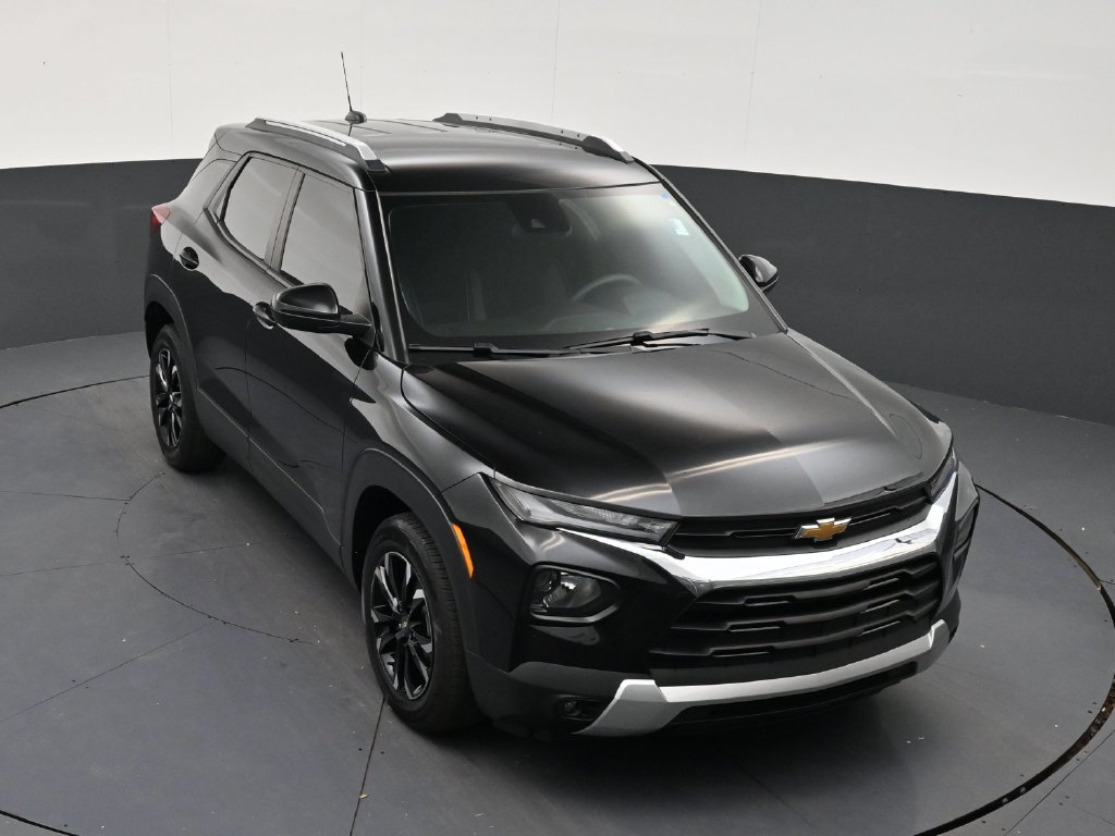 Used 2023 Chevrolet TrailBlazer LT FWD image 17