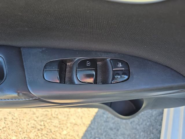 Used 2019 Nissan Sentra SV FWD image 33