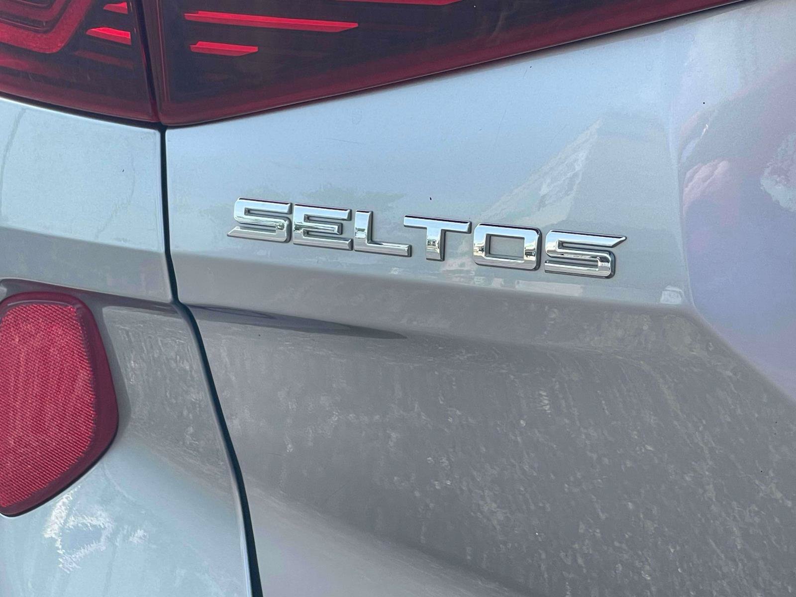 Used 2021 Kia Seltos EX AWD/4WD image 7