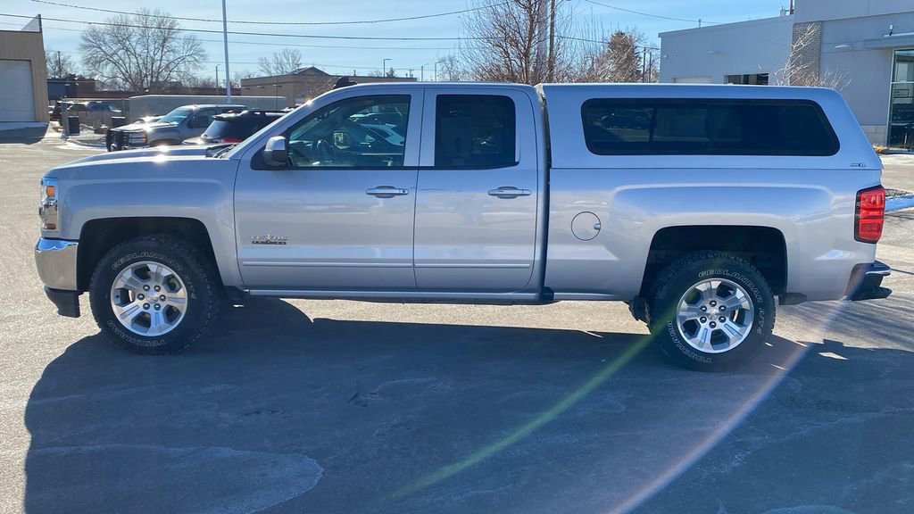 Used 2018 Chevrolet Silverado 1500 LT w/ Texas Edition image 8
