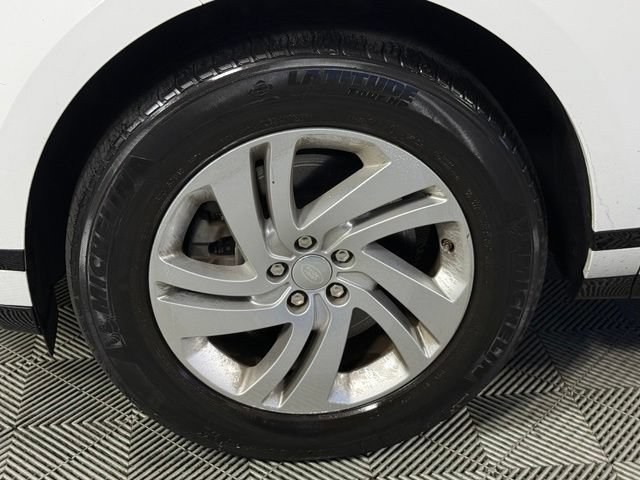 Certified 2020 Land Rover Range Rover Evoque R-Dynamic S AWD/4WD image 14