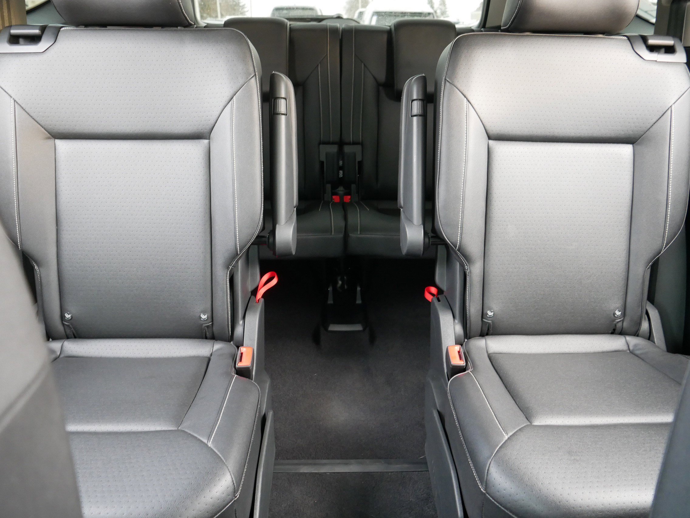 Used 2021 Volkswagen Atlas SE image 13