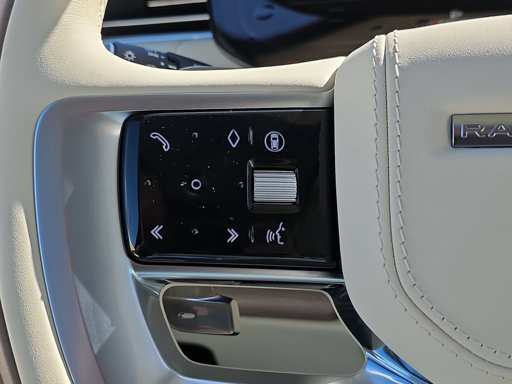 New 2026 Land Rover Range Rover SE image 17