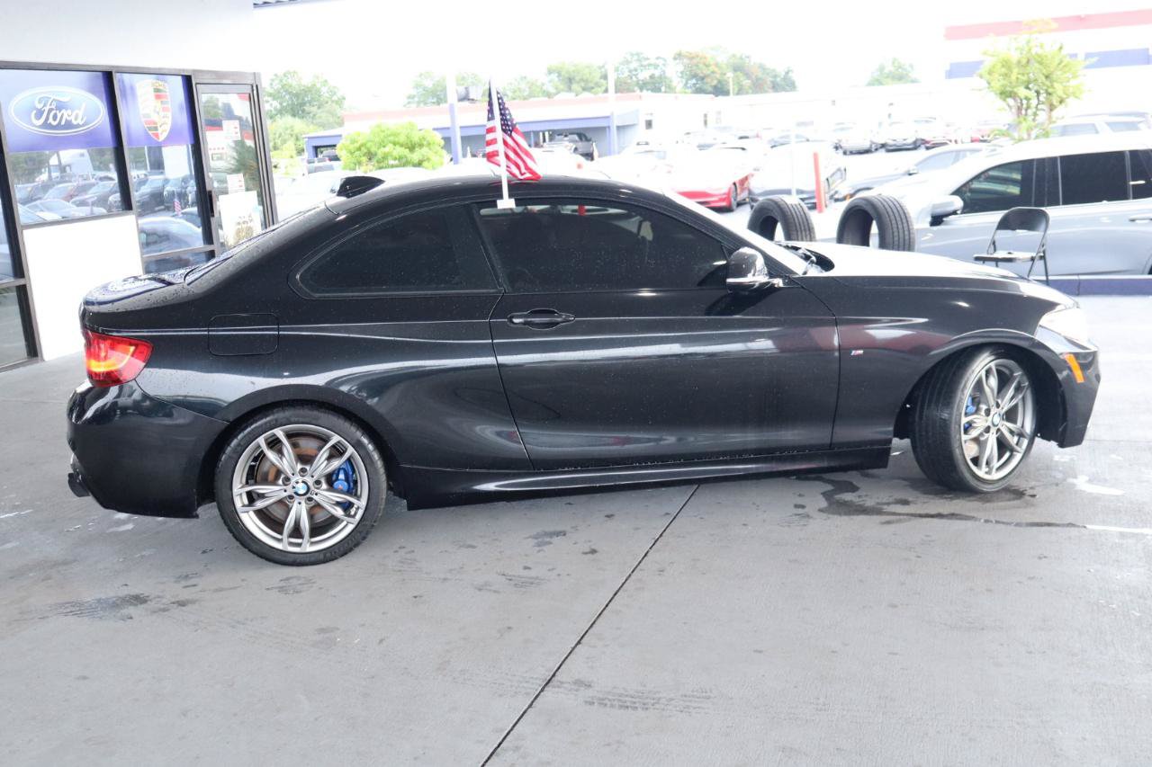 Used 2014 BMW M235i Coupe RWD image 4