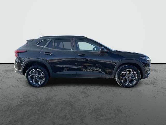 Used 2024 Chevrolet Trax LT image 9