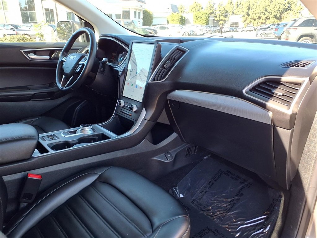Used 2021 Ford Edge SEL w/ Convenience Package image 15