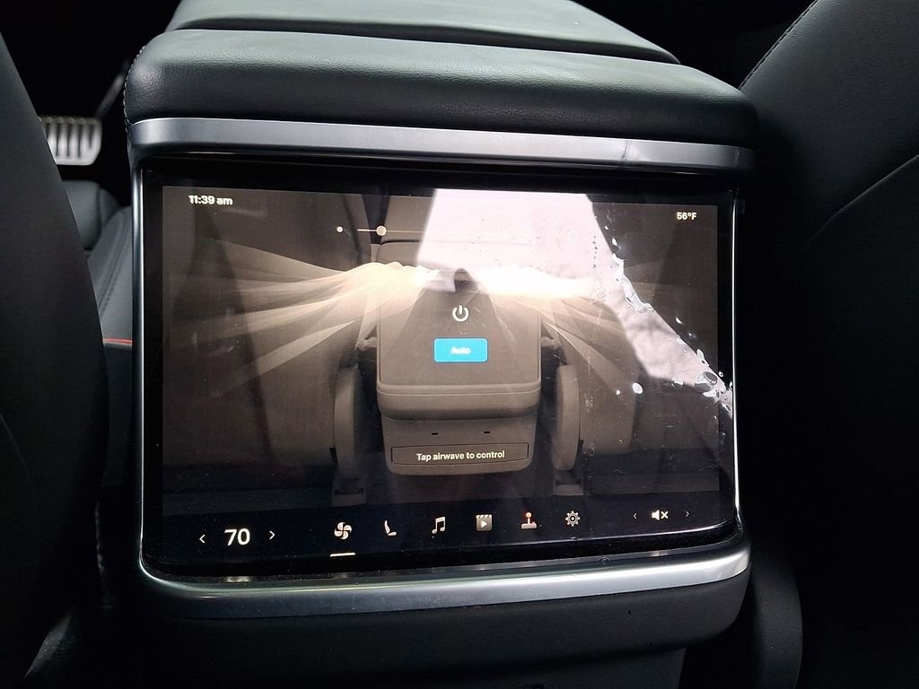 Used 2024 Tesla Model X image 10