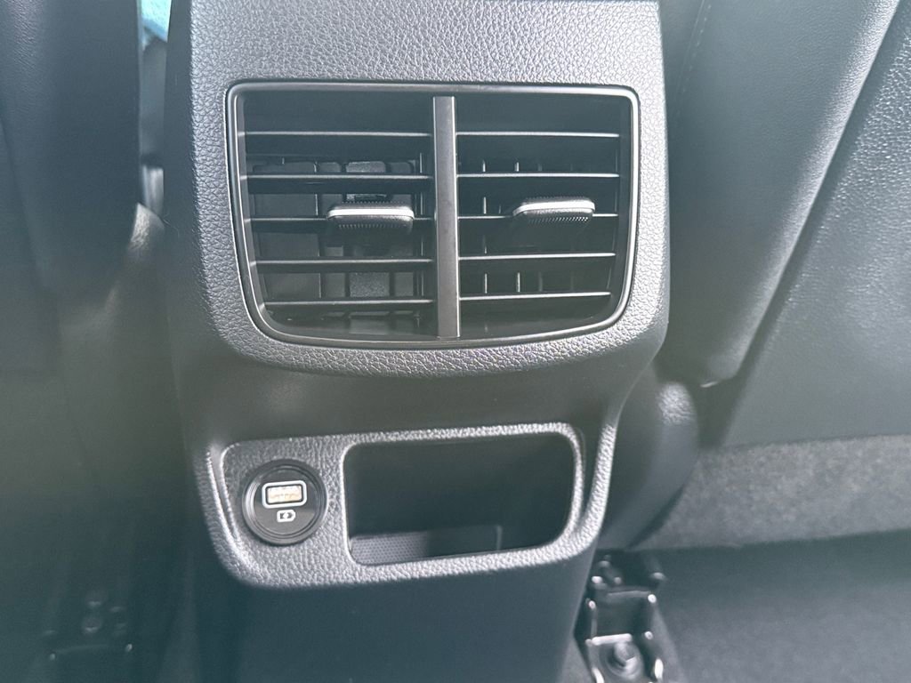 Certified 2022 Kia Seltos S image 27