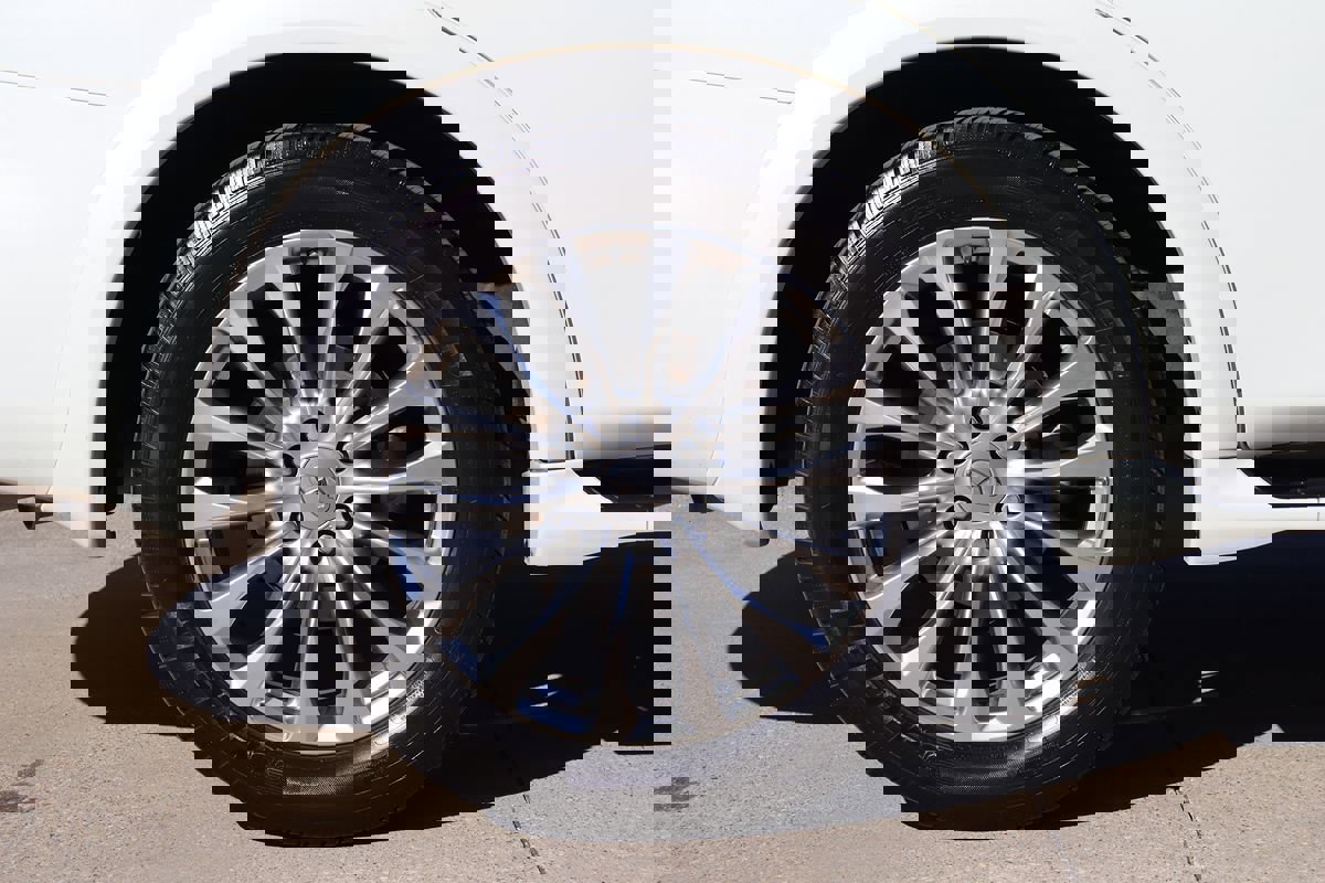 Used 2016 INFINITI QX80 Luxe w/ 22" Wheel Package image 54