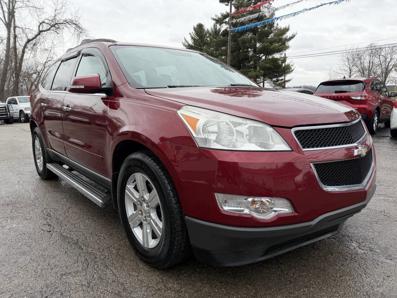 Used 2011 Chevrolet Traverse LT w/ LPO, 'HIT The Road' Package AWD/4WD image 3