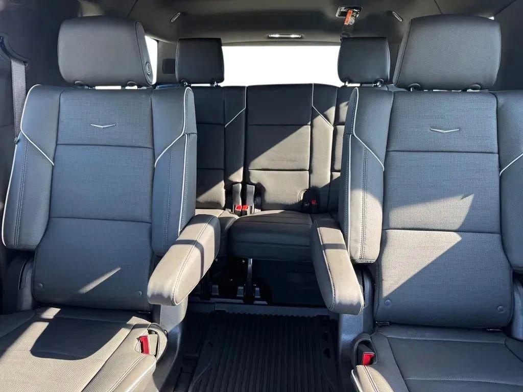 New 2026 Cadillac Escalade ESV Sport w/ Touring Package AWD/4WD image 20
