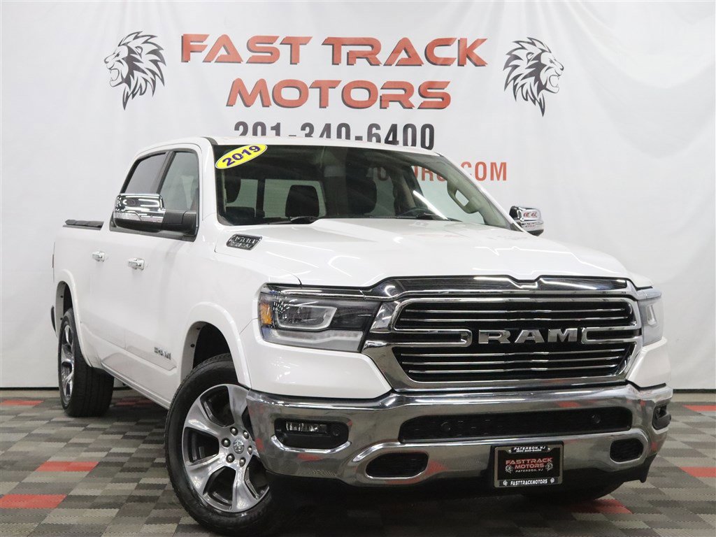 Used 2019 RAM 1500 Laramie AWD/4WD image 3