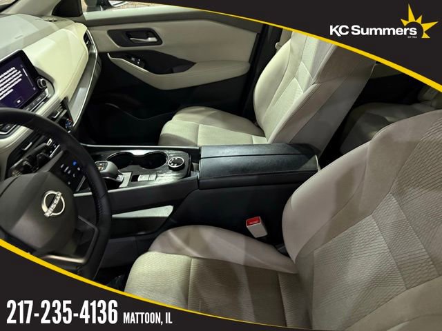 Certified 2025 Nissan Rogue SV image 10