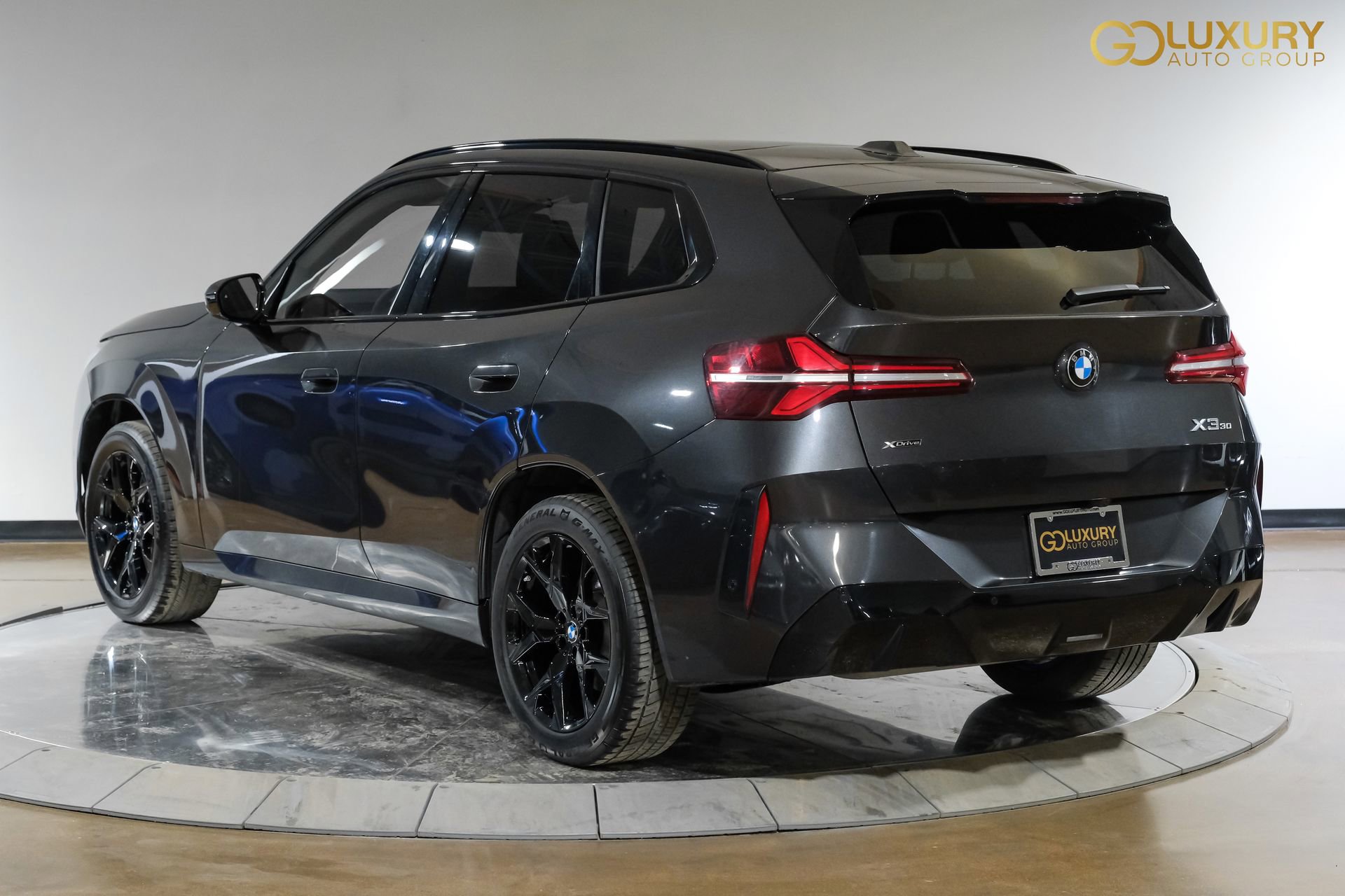 Used 2025 BMW X3 xDrive30 w/ Premium Package AWD/4WD image 12
